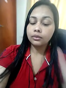 Alessandraa- online show from May 2026 03:00:01 PM