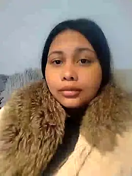 Snapshot of Alessandraa- chatting on February 2026 02:50:01 PM Alessandraa- online show from February 2026 02:50:01 PM