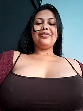 Alessandraa- online show from May 2026 09:33:01 PM