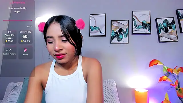 SophieW1 online show from December 2025 12:20:02 PM