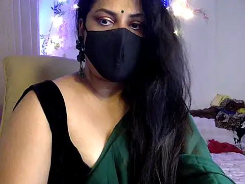 Snapshot of Indian_queen007 chatting on May 2026 06:48:01 PM Indian queen007 online show from May 2026 06:48:01 PM