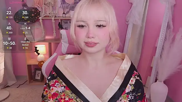 Kyomi Sun online show from October 2025 10:10:02 PM