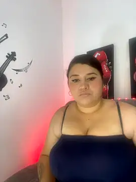 SafiroFer online show from October 2025 09:05:02 PM