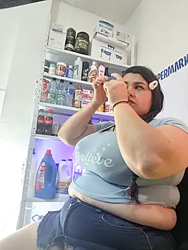 SafiroFer online show from November 2025 09:15:02 PM