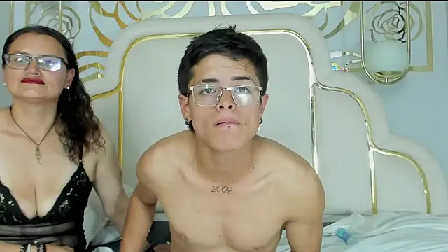 midnightlust vc online show from October 2025 07:40:02 AM