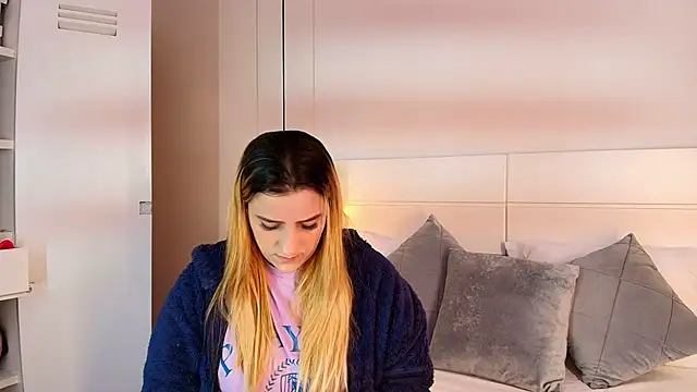 Dakota Megan 69 online show from September 2025 02:45:01 PM