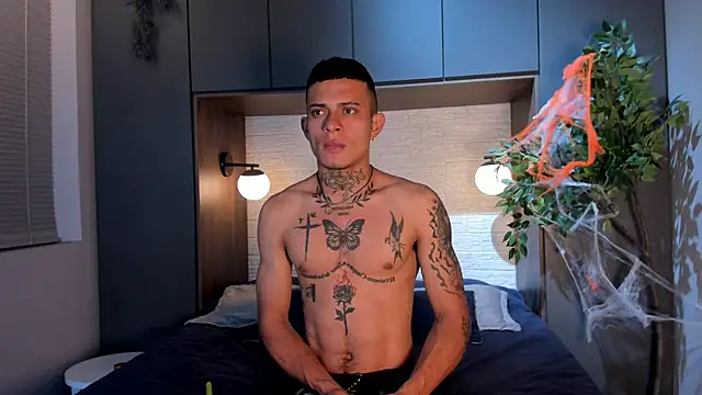 Snapshot of MrJustin_ chatting on November 2025 08:46:02 PM MrJustin online show from November 2025 08:46:02 PM