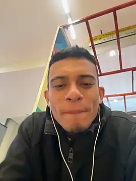 Snapshot of MrJustin_ chatting on November 2025 01:16:01 AM MrJustin online show from November 2025 01:16:01 AM