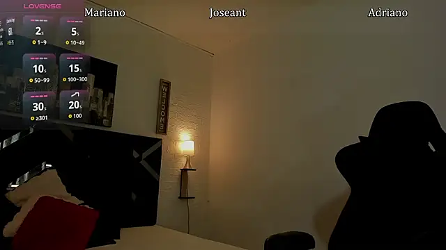 iamCharlotte19 online show from October 2025 07:37:02 PM