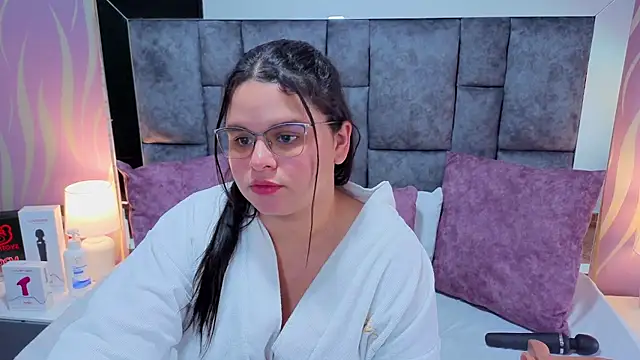 Snapshot of SamanthaPaImer chatting on September 2025 06:40:01 PM SamanthaPaImer online show from September 2025 06:40:01 PM