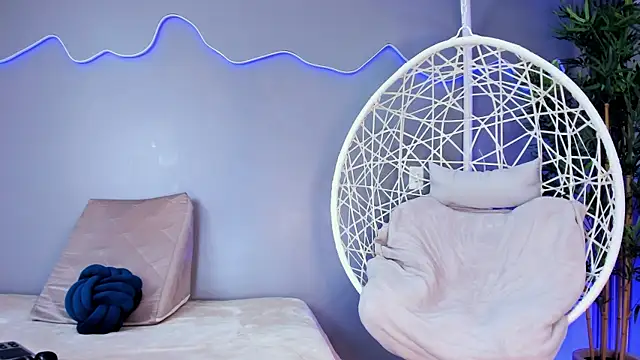 AlinaSweett  online show from November 2025 03:55:02 PM