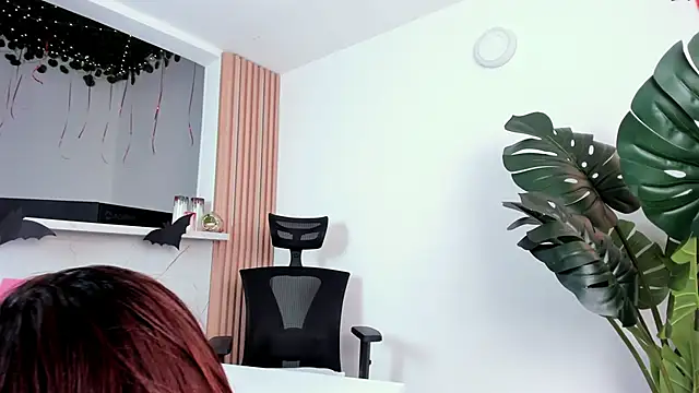 AlinaSweett  online show from October 2025 03:45:02 PM