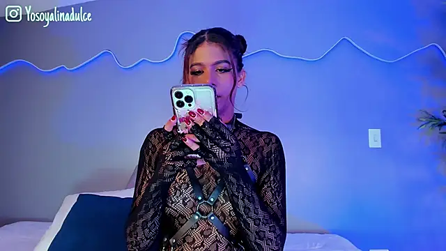 AlinaSweett  online show from September 2025 03:18:01 PM