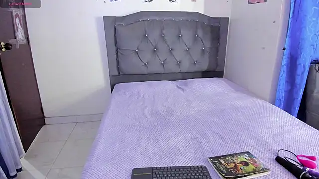 Megan Darcy online show from May 2026 04:38:02 PM