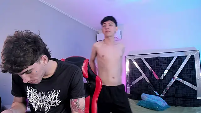 Handsomeboyss19 online show from April 2026 02:47:02 AM