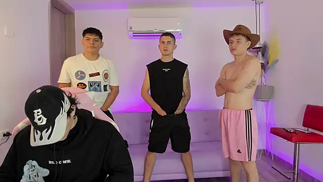 Handsomeboyss19 online show from November 2025 01:43:02 AM