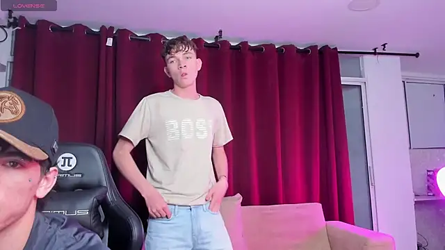 Handsomeboyss19 online show from October 2025 12:34:01 AM