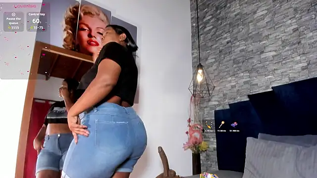 Emily Brown18 online show from March 2026 04:23:02 AM