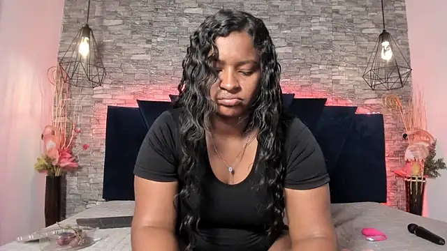 Emily Brown18 online show from May 2026 04:18:01 AM