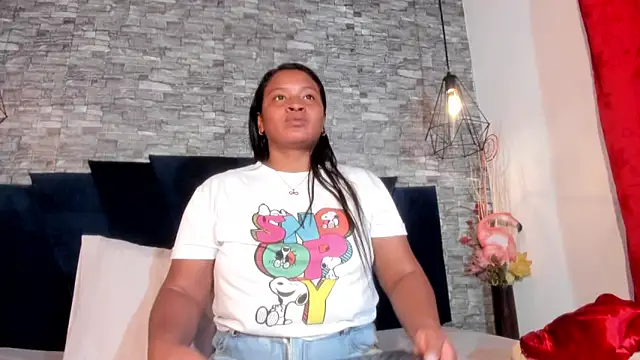 Emily Brown18 online show from February 2026 03:52:01 AM