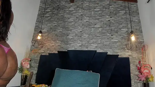 Snapshot of Emily_Brown18 chatting on November 2025 11:25:02 PM Emily Brown18 online show from November 2025 11:25:02 PM