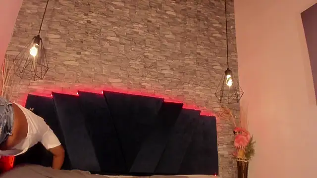 Emily Brown18 online show from April 2026 03:47:01 AM