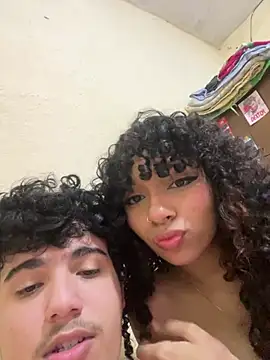 Casal-foda braba online show from July 2026 10:49:01 AM