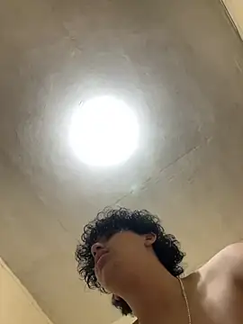 Casal-foda braba online show from October 2025 12:04:02 PM