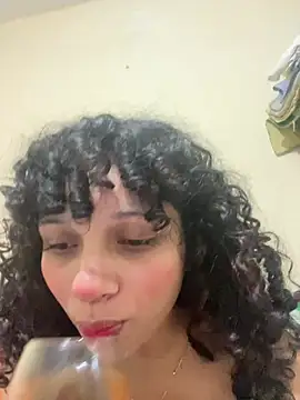 Casal-foda braba online show from June 2026 02:05:02 AM