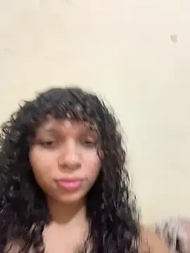 Casal-foda braba online show from February 2026 01:29:01 PM