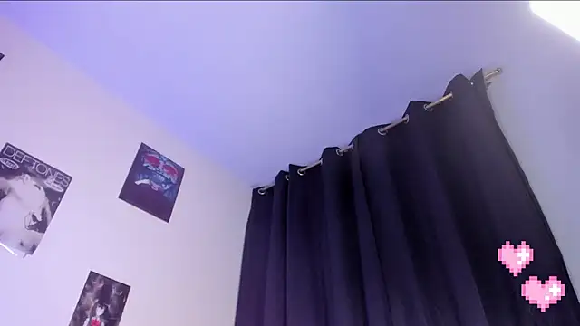 Velvet Moon1 online show from November 2025 02:43:02 AM