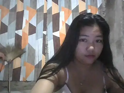 nikki zapphire online show from February 2026 11:33:01 PM