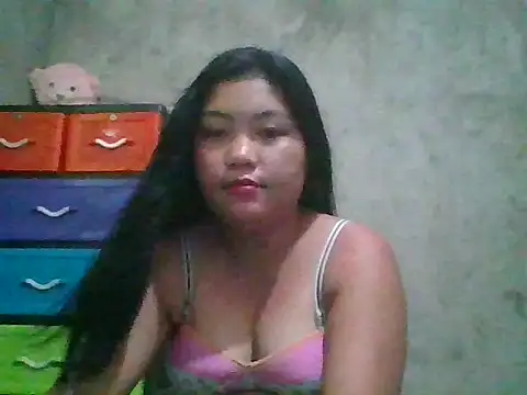 nikki zapphire online show from November 2025 02:54:02 AM