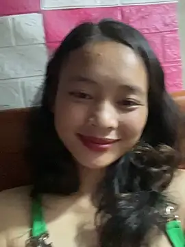 Snapshot of Kieu_xxx chatting on September 2025 04:21:02 PM Kieu xxx online show from September 2025 04:21:02 PM