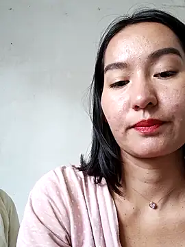 Luu-Lii777 online show from October 2025 05:00:01 AM