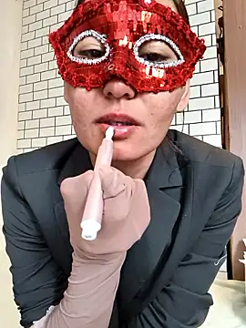 Luu-Lii777 online show from April 2026 07:01:01 AM