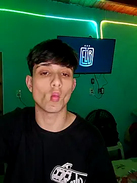 Snapshot of matiatr1112 chatting on October 2025 03:06:01 AM matiatr1112 online show from October 2025 03:06:01 AM