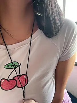 Snapshot of Mia_salinass chatting on February 2026 05:12:02 PM Mia salinass online show from February 2026 05:12:02 PM