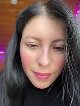 Snapshot of Mia_salinass chatting on June 2026 08:03:02 PM Mia salinass online show from June 2026 08:03:02 PM