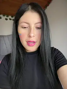 Snapshot of Mia_salinass chatting on June 2026 06:08:02 PM Mia salinass online show from June 2026 06:08:02 PM