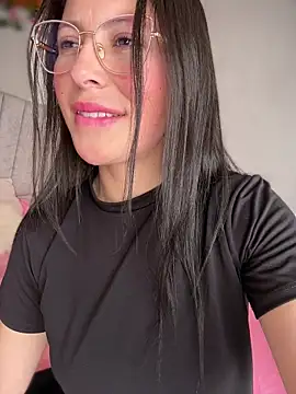 Mia salinass online show from March 2026 06:44:02 PM