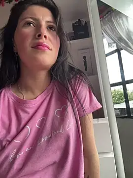 Mia salinass online show from March 2026 09:31:01 PM