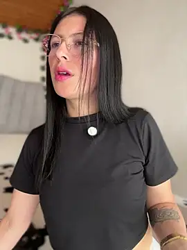 Snapshot of Mia_salinass chatting on January 2026 08:02:01 PM Mia salinass online show from January 2026 08:02:01 PM