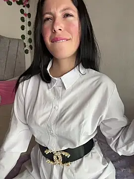 Snapshot of Mia_salinass chatting on February 2026 04:49:01 PM Mia salinass online show from February 2026 04:49:01 PM