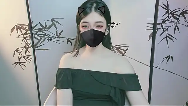 Sparkly Candy online show from November 2025 03:00:02 PM