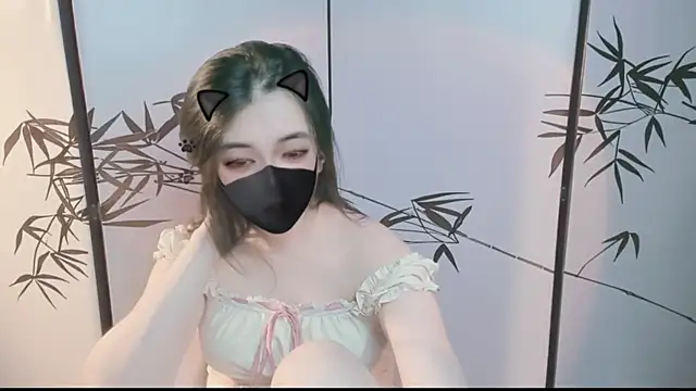 Sparkly Candy online show from December 2025 12:33:01 AM