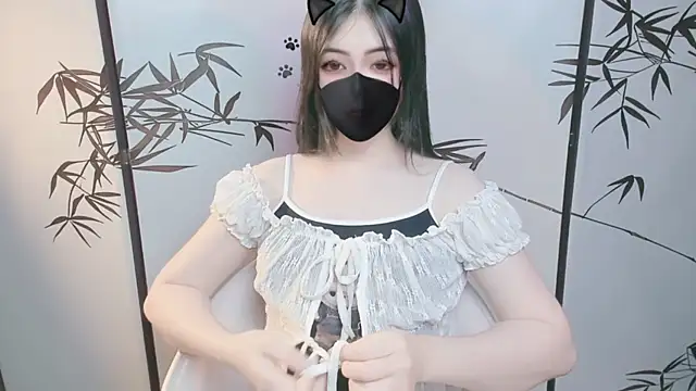 Sparkly Candy online show from December 2025 09:32:01 AM