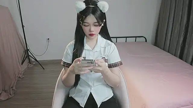 Sparkly Candy online show from September 2025 10:03:02 PM