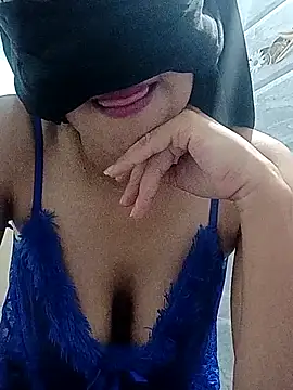 salma14 online show from September 2025 01:29:01 PM
