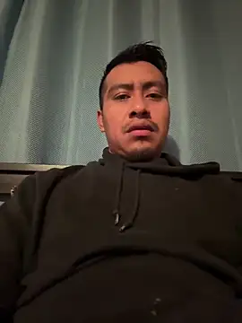 juniorl1 online show from December 2025 05:17:02 PM